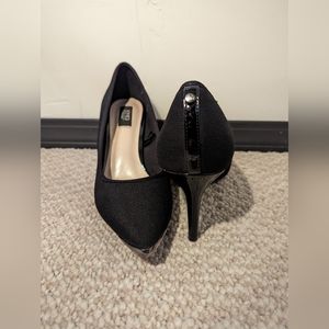 Jones New York Black Pumps (8)
